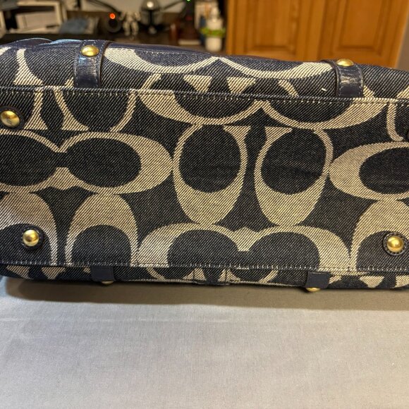 Coach Signature Stripe Barrel Satchel – Denim Blue & Navy Patent Leather - Picture 5 of 7